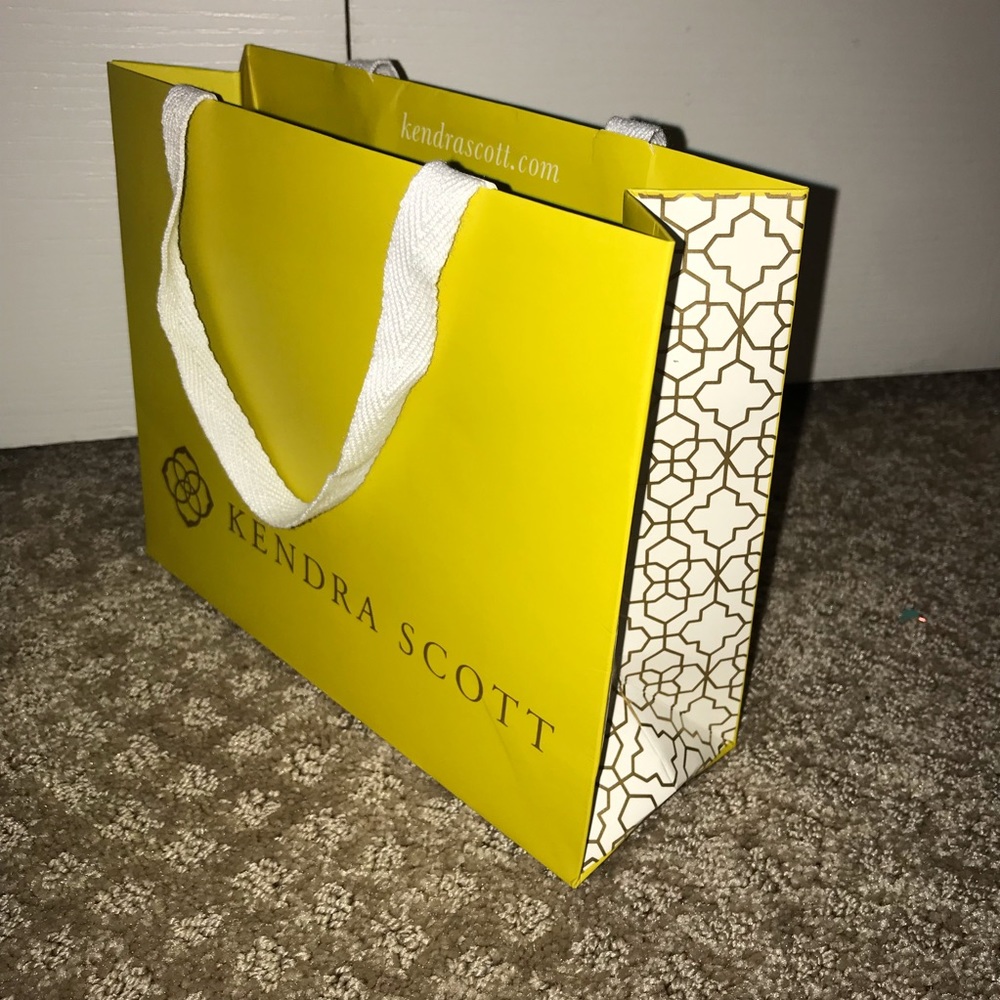 Kendra Scott Shoppers Bag